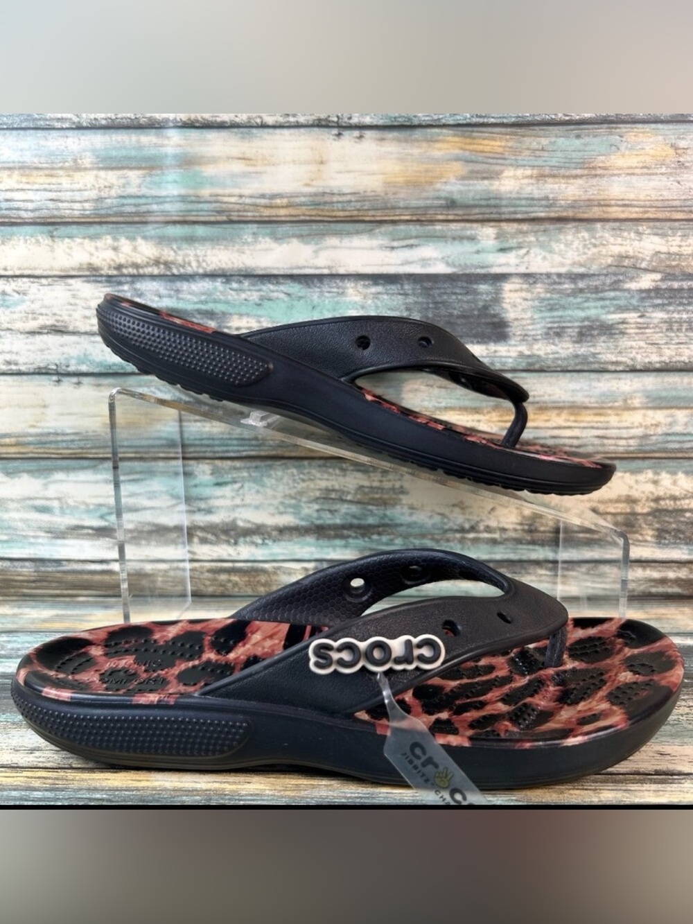 Crocs Flip Flop Sandal Womens Size 6 Thong Beach Pool Leopard Print Brown Rubber
